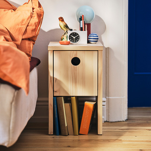 IKEA PS 2026, mesita de noche. 2 de 7 abrir diálogo