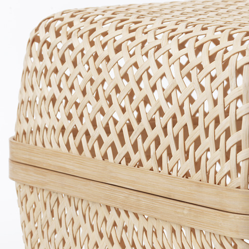 Cesta de mimbre tejida con bambú seco, color beige natural, patrón fuertemente entrelazado para mayor durabilidad.