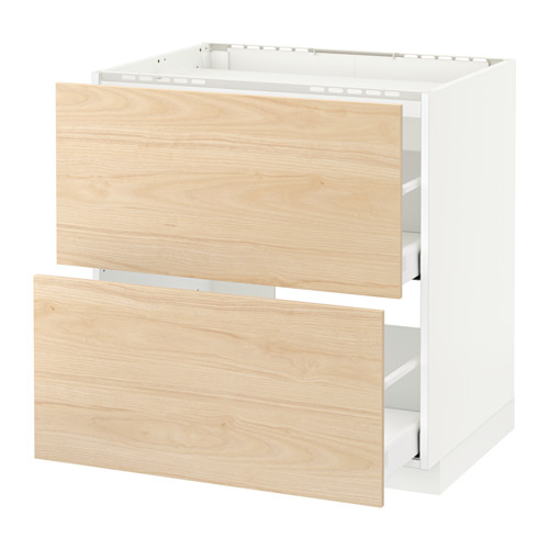 Mueble de cocina METOD de Ikea con cajones claros de fresno y estructura blanca.