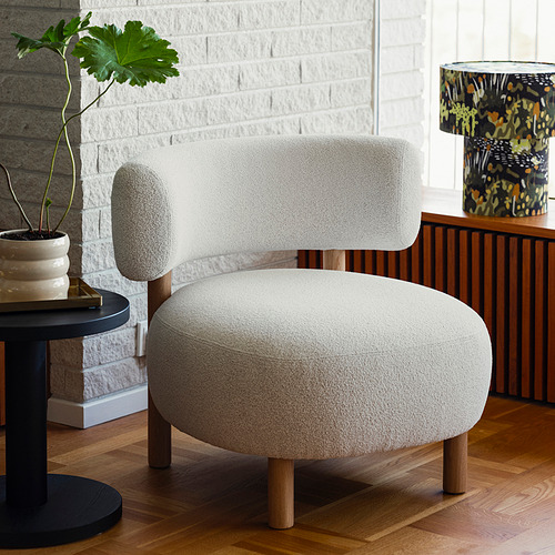STOCKHOLM 2025, sillón. 2 de 7 abrir diálogo
