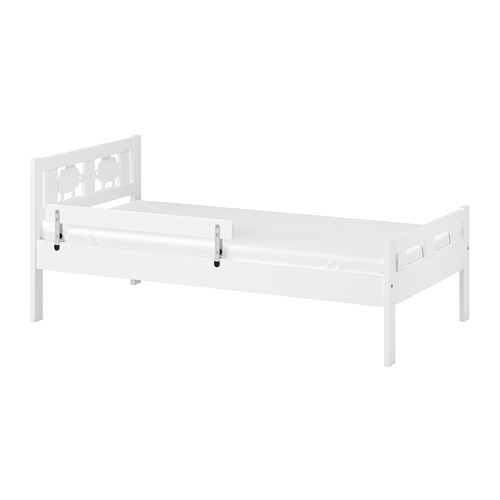 Cama infantil blanca KTRITTER, robusta con barandilla protectora, diseño elegante.