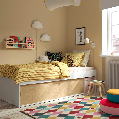 KLIPPUGGLA, base de cama+almacenamiento. 3 de 6 abrir diálogo