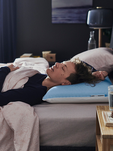 KVARNVEN, ergonomic pillow, side/back sleeper. 4 of 7 open dialog