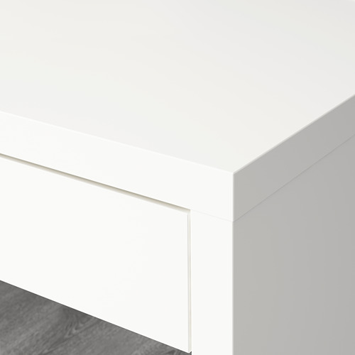 Measurement Illustration - MICKE desk