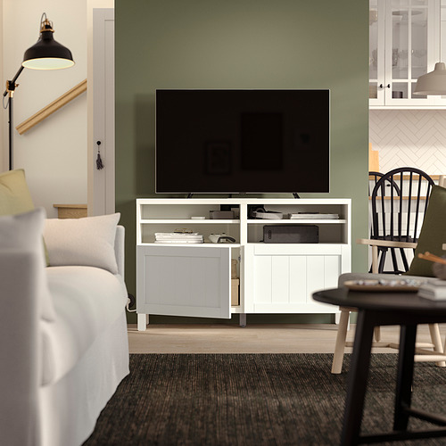 BESTÅ, mueble para TV+puertas. 2 de 6 abrir diálogo