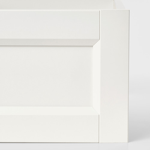Cajón blanco con bordes lisos, con diseño y materiales de calidad.
