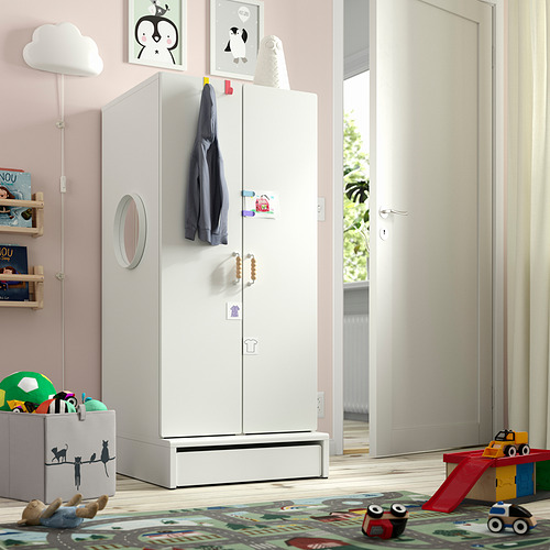 SMÅSTAD / UPPFÖRA, closet. 2 de 6 abrir diálogo
