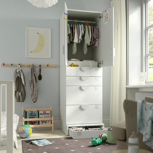 SMÅSTAD / UPPFÖRA, closet. 3 de 6 abrir diálogo