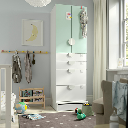 SMÅSTAD / UPPFÖRA, closet. 2 de 7 abrir diálogo