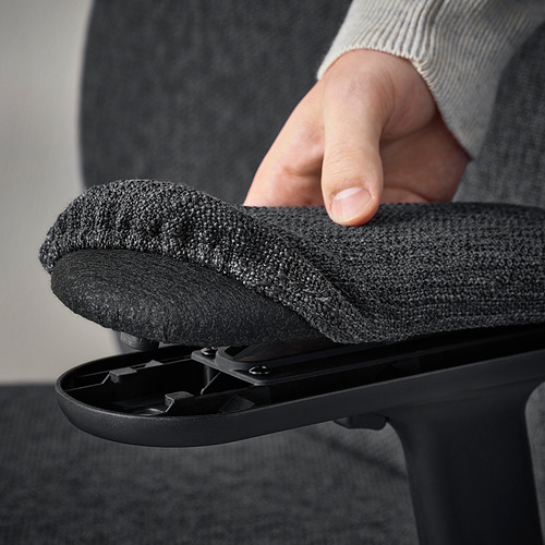 Sillas de oficina ergonómicas de ajuste manual con soporte lumbar, lo que garantiza la comodidad y el soporte adecuado de la espalda.