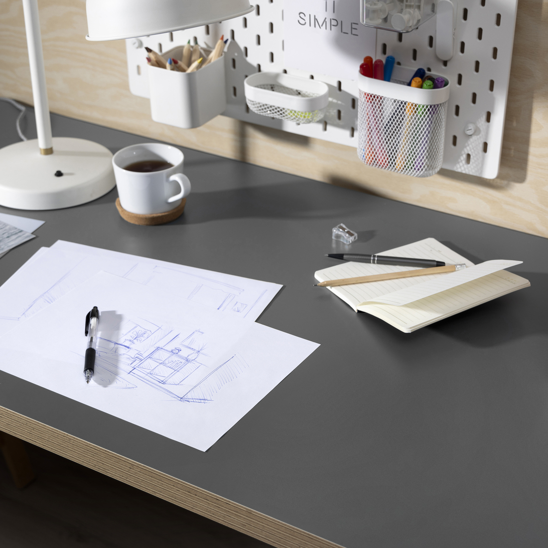 LAGKAPTEN / ALEX, escritorio. 3 de 8 abrir diálogo