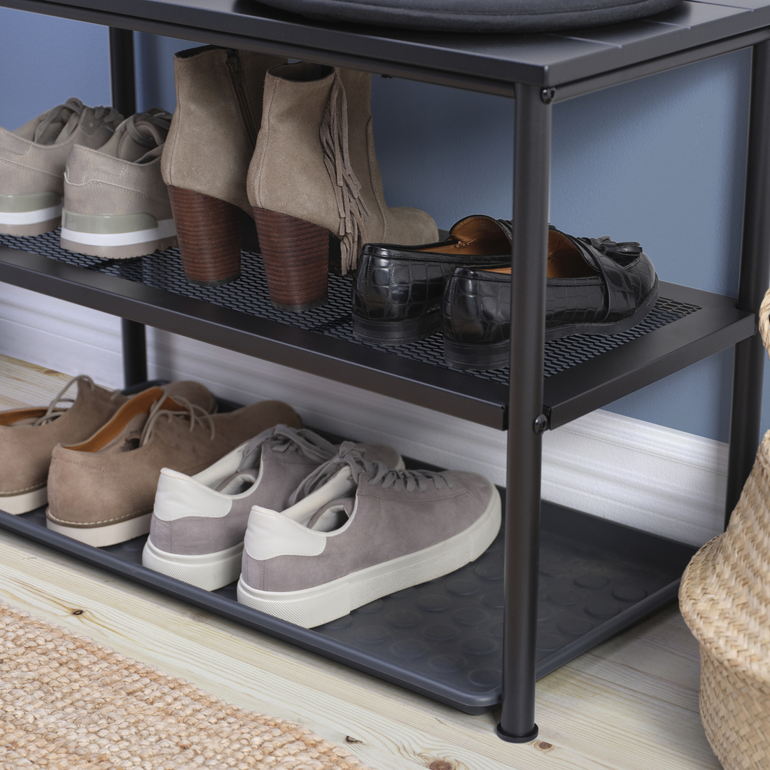 NIPÅSEN / BAGGMUCK, Bench with shoe storage. 2 of 3 open dialog