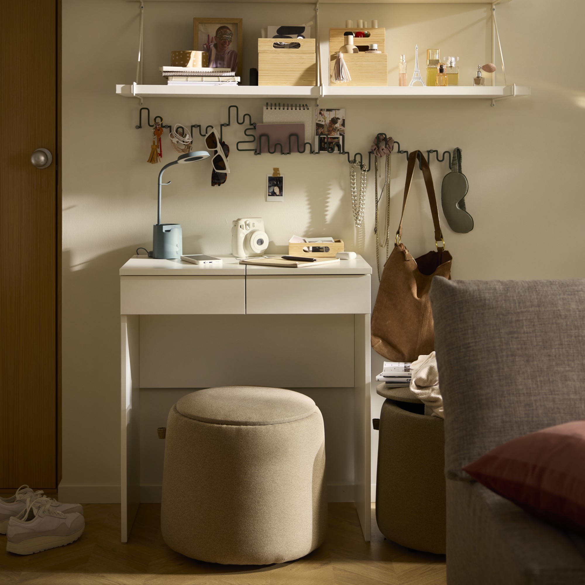 BRIMNES, dressing table. 3 of 5 open dialog