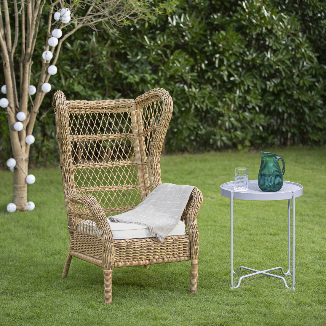 RISHOLMEN, sillón de orejas interior/exterior. 2 de 4 abrir diálogo