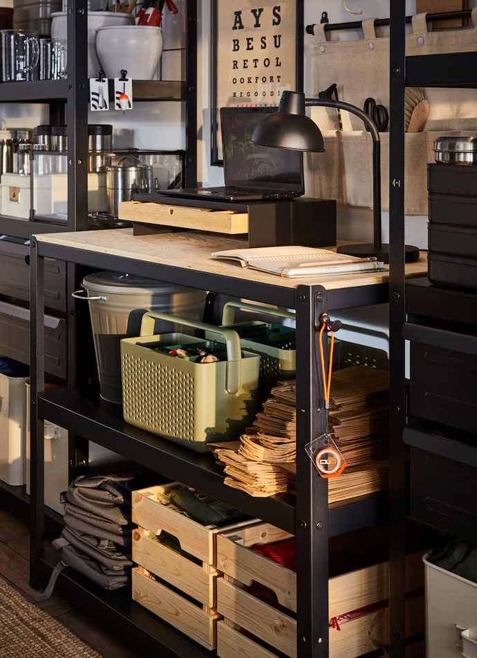 Work bench and woody boxs