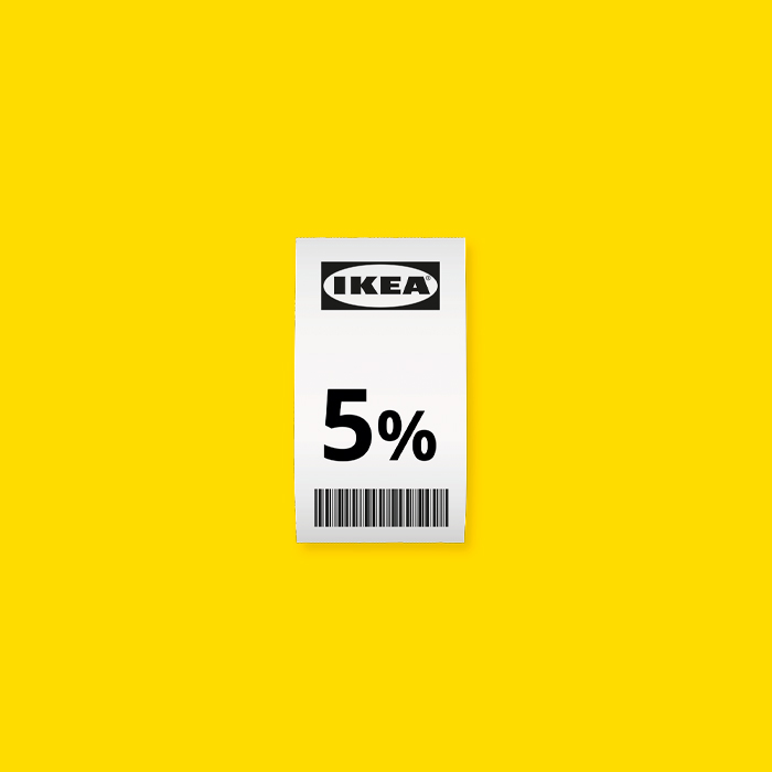 Ticket de compra con el logo de IKEA y "5%" sobre un fondo amarillo.