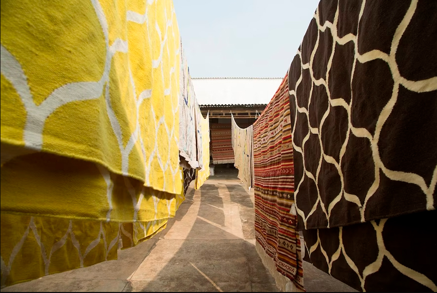 Carpets hung on strings