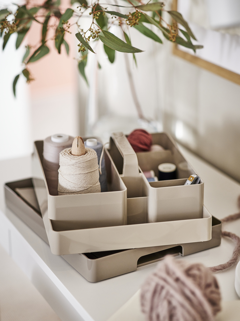 Desk organizer set