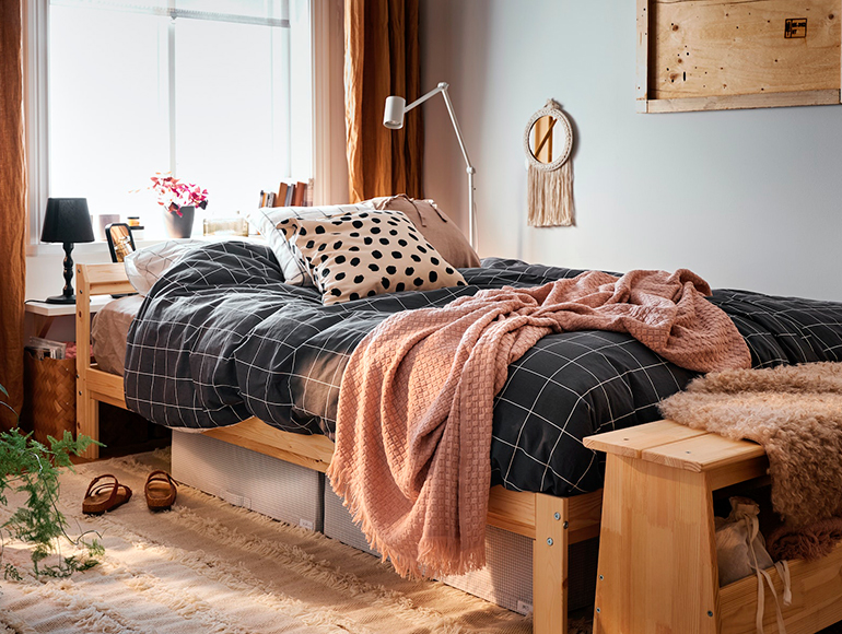 Trucos de organización de dormitorio para espacios desaprovechados