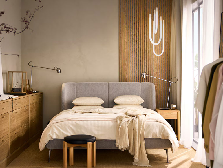 An elegant bedroom that’s a hideaway from city life